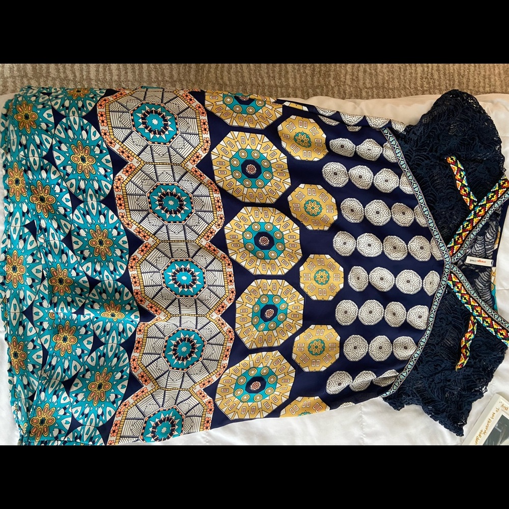 20s style lace shoulder shift dress